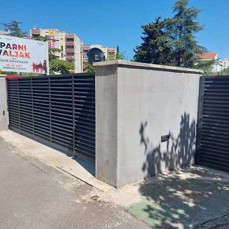 Guest House Bulevar Zadar Exterior photo